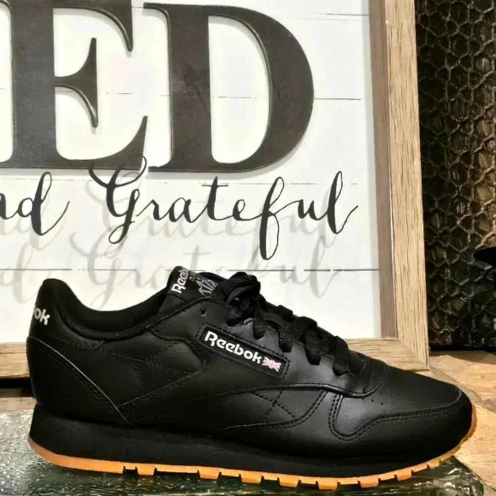 Reebok Classic Leather Shoes Black Gum Sole Wmn Sz 7.5 #GY0961
